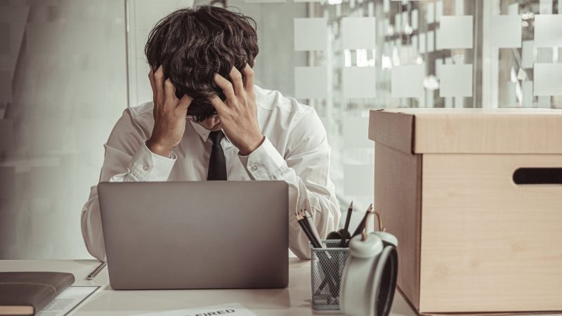 TREBALLAR-MENYS-VIURE-MILLOR